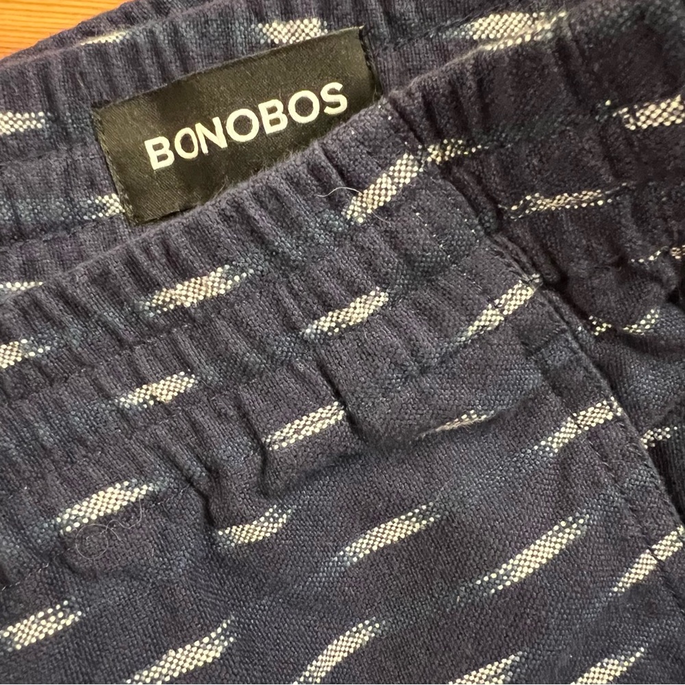 BONOBOS Drawstring Club Shorts Men’s Navy and White Ikat Print Large. - Picture 3 of 9